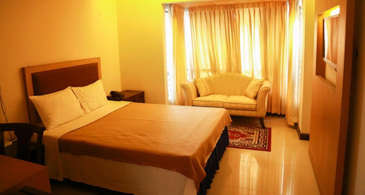 Hotel Tea Tree & Resort Дакка Екстер'єр фото